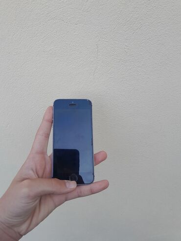 notbuk islenmis: IPhone 5s, 32 ГБ, Space Gray, Отпечаток пальца