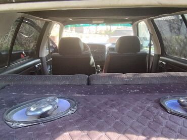 Volkswagen: Volkswagen Golf: 1994 г., 1.6 л, Механика, Бензин, Хэтчбэк — 11