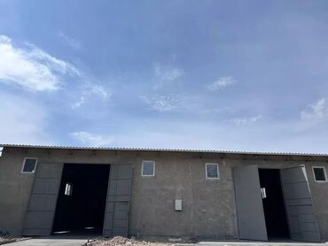 срочно продаю дом новопокровка: Сдам в аренду складское помещение. Охраняемая территория 24/7, камеры