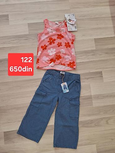 uniqlo majice: Dečiji komplet za devojčice – majca i pantalone - Veličina: 122 - — 1