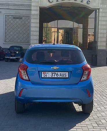 Chevrolet: Chevrolet Spark: 2016 г., 1 л, Хэтчбэк — 4