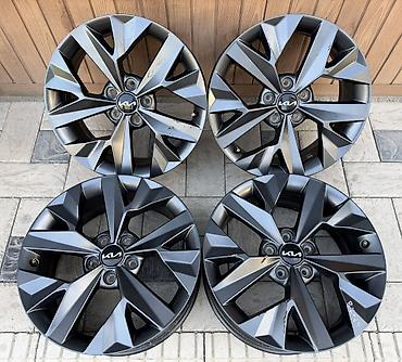 Литые Диски R 18 Kia, Комплект, отверстий - 5, Б/у