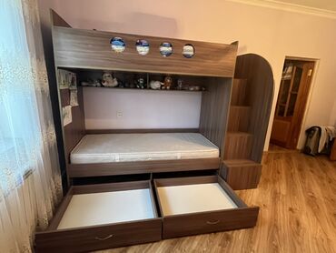 İkimərtəbəli uşaq çarpayıları: Oğlan və qız üçün, İşlənmiş, Çarpayı, Matras ilə, Siyirməli, Laminat — 9