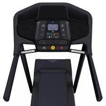 İdman və istirahət: Qaçış trenajoruTəsvir ; Qaçış trenajoru, evdə və ya fitness — 1