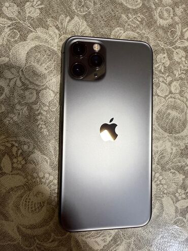 Apple iPhone: IPhone 14 Pro, 256 GB, Space Gray
