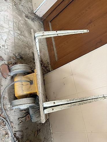 pol silen eski: Elektrik mozaik döşəmə cilalama maşını - Məqsəd: beton, mozaik — 1