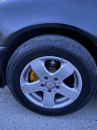 disk satışı: Mercedes-Benz orijinal 5 barmaq yüngül lehimli disk və təkər komplekti — 1