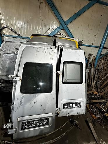 сиденья на спринтера: Двери на спринтер привозные из Европы.задние передние боковые.есть — 9