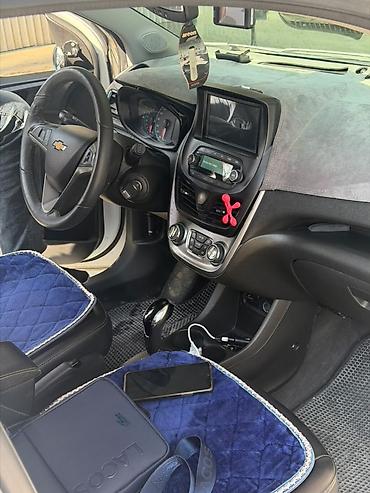 хамер авто: Chevrolet Spark: 2017 г., 1 л, Автомат, Хэтчбэк — 4