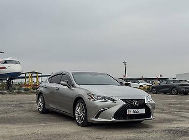 Lexus: Lexus ES: 2019 г., 2.5 л, Автомат, Гибрид, Седан — 1
