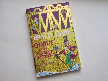 informatika kitabı: Roald Dahl “Charlie and the Chocolate Factory” 🌟 Dünyaca məşhur