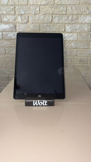 Professional sobalar: Woltun planşeti I Phone 300 Azn. Unvan Genclik. Shirin x. 9000