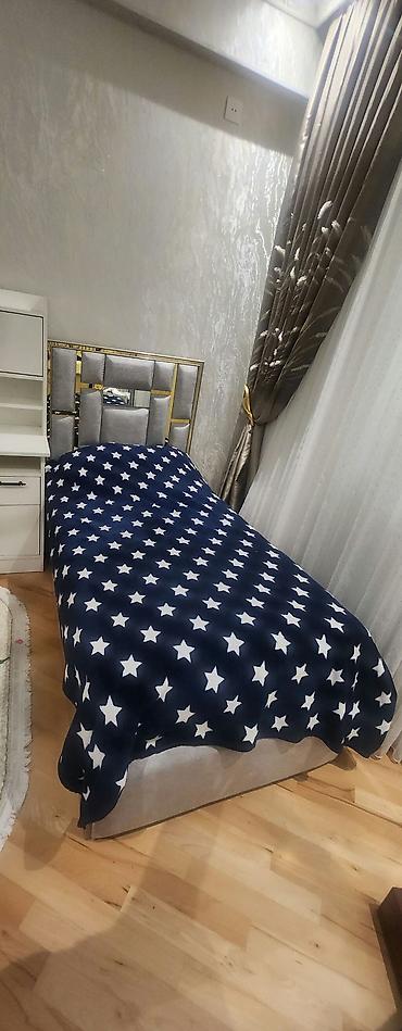 mimi: Dilək Carpayi və yazi masa birlikdə 250 azn olcusu 90×180 bazalidir — 2