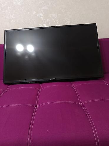 Телевизоры: Продаю Телевизор Samsung UE40EH5000W 40" в отличном состоянии — 1