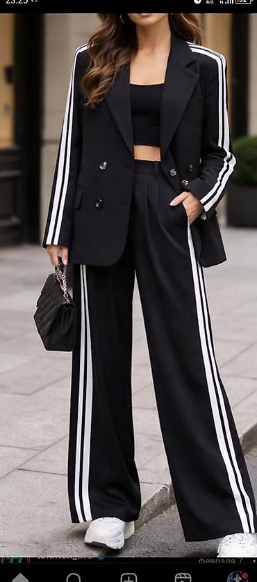 Толстовки: - Белый свитшот унисекс с принтами. Свободный крой оверсайз, круглая — 10