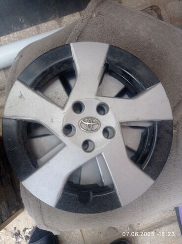 Kolpaklar: Kolpak Toyota R 15
