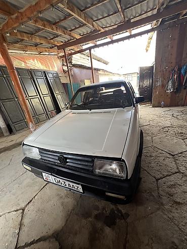 раф читири: Volkswagen Jetta: 1990 г., 1.8 л, Механика, Бензин, Седан — 7