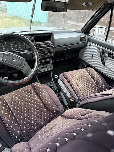 Volkswagen: Volkswagen Golf: 1986 г., 1.8 л, Механика, Бензин, Хэтчбэк — 5