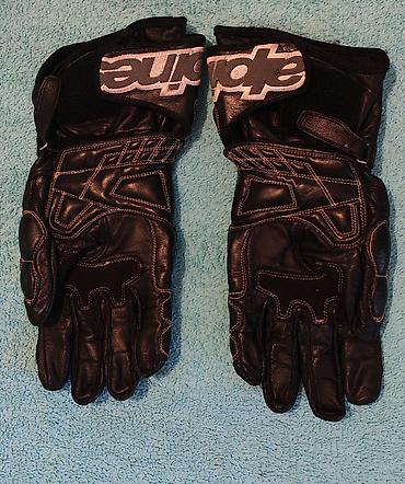 dəbilqə satisi: Əla vəziyyətdə original Alpinestars GP Plus əlcəkləri satılır. Ölçü — 2