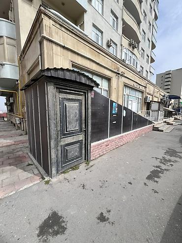 reklam ofisi: Satılır Qara Qarayev m yaxınlığı.Yol kənarında, çoxmərtəbəli yaşayış — 1