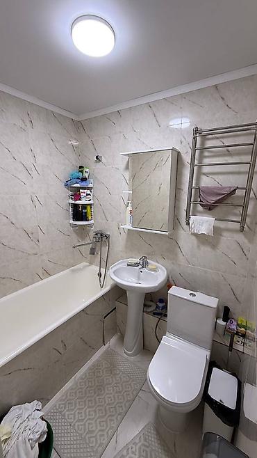 кывартира: 1 комната, 32 м², 8 мкр 104 серия, 4 этаж — 7