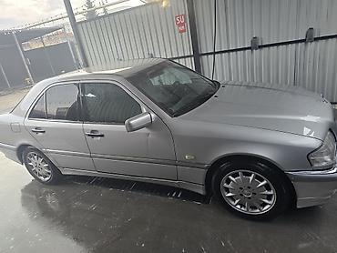 mersedes hissələri: Mercedes-Benz C-Sinif (W202) sedan - Kuzov: 4 qapılı sedan, gümüşü — 6