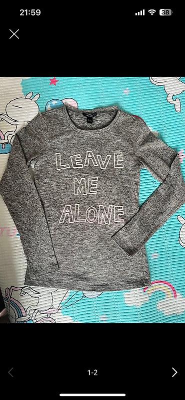 pull bear: Новая кофточка Mia размер 42, Рубашка черная размер s, белая футболка — 4