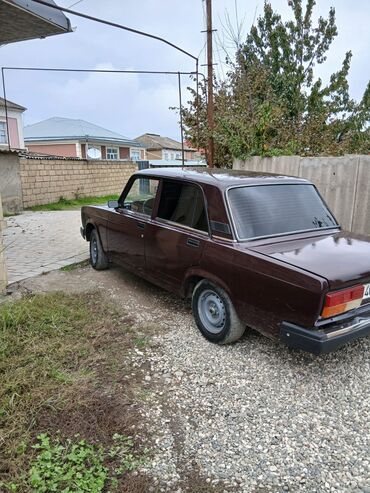 VAZ (LADA): VAZ 2107 sedan 700 manatlıq 4 kalonka - Kuzov: 4 qapılı sedan, tünd — 3