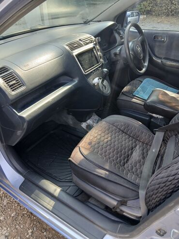 Другие автомобили: Синий компактный хэтчбек (3/5 дверей) с зимней резиной Nokian Nordman at lalafo.kg — 5 Другие автомобили: Синий компактный хэтчбек (3/5 дверей) с зимней резиной Nokian Nordman — 5