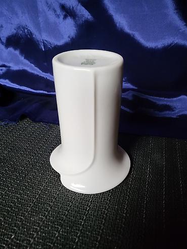 Vaze i saksije: Vaza nova 1950g+,rucni rad KPM porcelan Bavaria. Nova nemacka — 9