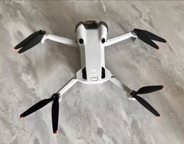 пока х3 про цена: Продаю Дрон DJI mini 4 pro Новый за 85.000сом Летает 25км на одном