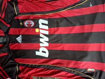 İdman formaları: Satılır Hamısı S razmerdi. 180+ 70+ Çəkiyə uyğun gəlir Kolleksiya — 12