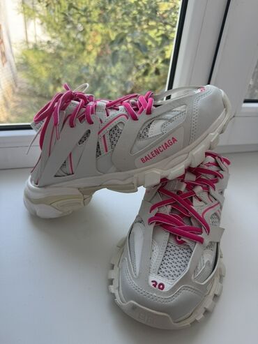 классический костюм женский бишкек: Кроссовки Balenciaga Track, женские/унисекс. - Цвет: белый/серый с