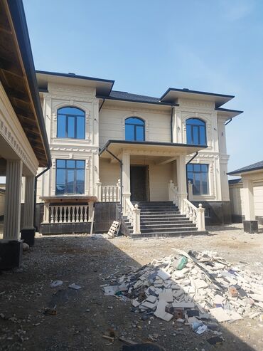 продаю дом в киргизии 1: 540 м², 7 комнат