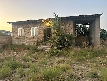 ev və bağ: Türkan qəs. 3 otaqlı, 80 kv. m, Təmirsiz — 3