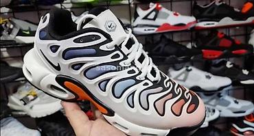 Patike: Svi modeli po 2850 din
br 36 do 46 — 10