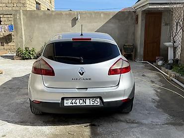 Renault: Renault Megane III, gümüş rəngli hetçbek. Texniki xüsusiyyətlər və — 10