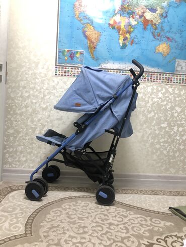 коляска для ребёнка: Коляска, цвет - Голубой, Б/у