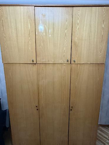 Taxta dolab – 4 qapılı, üst bölməli - Material: ağac/taxta üzlü
