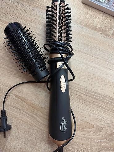 stuff for: Na prvoj slici remington kupa za uvijanje 5000 dinara Na drugoj slici — 2