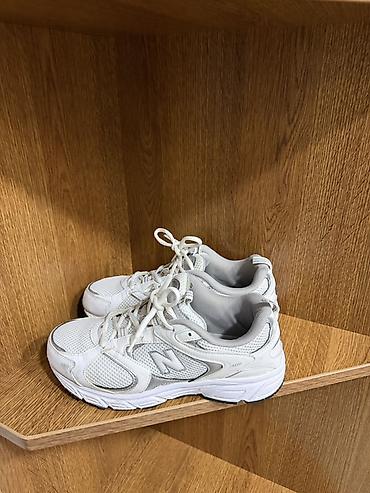 Kişi ayaqqabıları: New Balance 410v7 kişilər üçün idman ayaqqabısı - Model: New Balance — 2