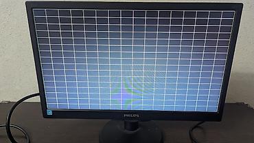 Настольные ПК и комплектующие: Монитор, Philips, Б/у, LED, 18" - 19" — 7
