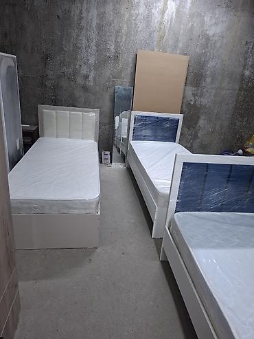 Односпальные кровати: Односпальная кровать, Новый, С мягким изголовьем, длина - 2 см — 14