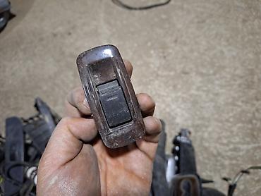 Датчики, сенсоры, предохранители: Продаю разное кнопки от разных машин — 12