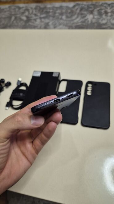 samsung telfonu: Samsung Galaxy S23, 256 GB, rəng - Qara, Face ID, Barmaq izi, Simsiz şarj