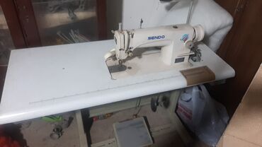 Швейные машины: Швейная машина Bernina, Распошивальная машина, Автомат
