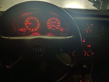 Audi: Audi 80: 1993 г., 2 л, Автомат, Бензин, Седан — 15