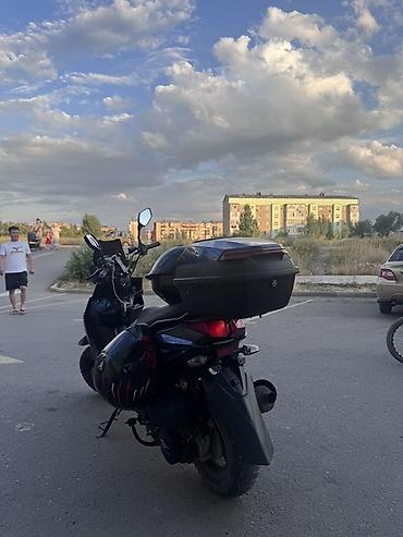 яди мото: Скутер/мопед городского класса - Кузов спорт-скутера, цвет — 2
