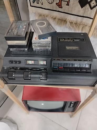 xiaomi note 12 s: Retro kaset maqnitofonu və kaset dəsti - Sovet dövrü stasionar kaset — 1