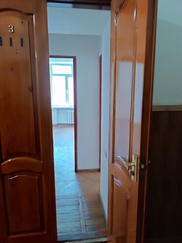 кресло для компьютера б у: Сдается кабинет по офис. 49.3 м 2. Киевская 39 3 этаж. Окна выходят